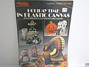 Leisure Arts Holiday Time In Plastic Canvas #1092