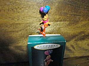 Disney Pooh Carried Away Miniature Keepsake 0rnament