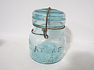 Vintage Atlas E-z Seal Pint Aqua Wire Bail Fruit Jar
