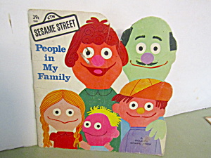 A Golden Shape Sesame Street Book People In My Family