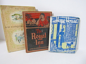Books Hope House The Royal Inn & Kai Conquers Brixholm