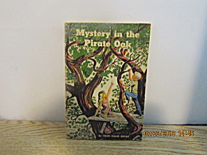 Vintage Book Mystery In The Pirate Oak