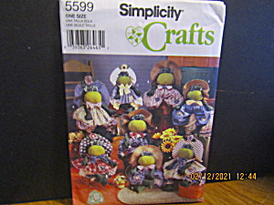 Vintage Simplicity Crafts Stuffed Frogs & Clothes #5599