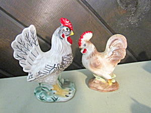 Vintage Colorful Rooster Salt & Pepper Shakers