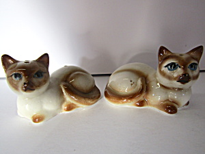 Vintage Set Of Siamese Cat Salt & Pepper Shaker