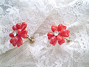 Vintage 1950s Ladies Red Plastic Earrings W/rhinestones