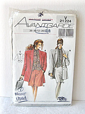 Vintage 1985 Womens Suit Pattern (4 Languages)