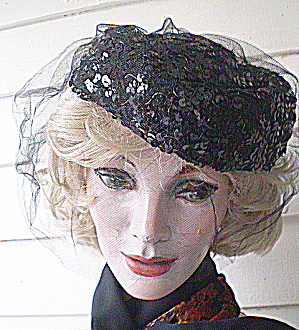 Sequinned Hat (Suspect Miriam Rigley) Couture 1950 Black