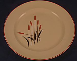 Cattail Camwood Luncheon Plate (Minor Paint Flake)
