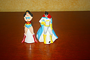 Batgirl & Wonder Woman Salt & Pepper