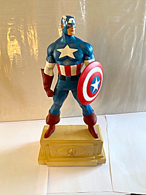 Marvel Captain America Statue