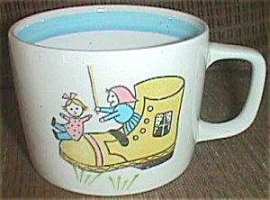 Old Woman In The Shoe Child's Mug Nippon