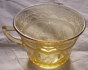 Federal Patrician Flat Cup Amber