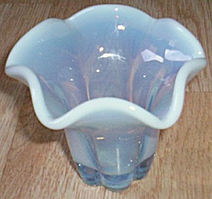 Duncan Miller Canterbury Blue Opalescent 3&#148; Vase