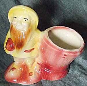 Shawnee Gnome With Bucket Pot