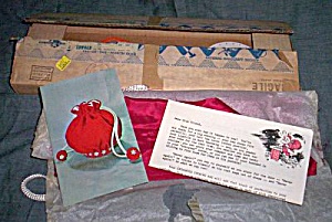 1963 Fad-of-the-month Christmas Bag Kit