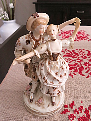 Vintage Porcelain Figurine