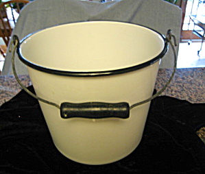 Antique Graniteware Bucket