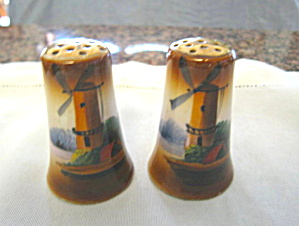 Vintage Japan Hp Shakers