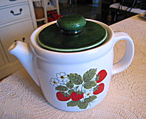 Mccoy Strawberry Line Teapot
