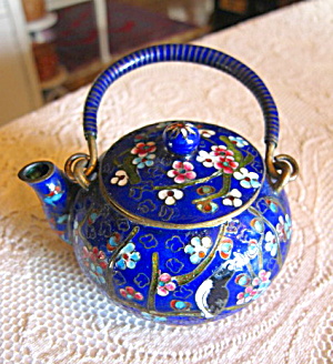 Small Vintage Oriental Cloisonne Teapot