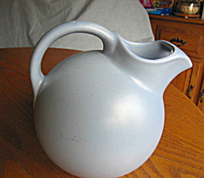Rumrill Red Wing Ball Pitcher