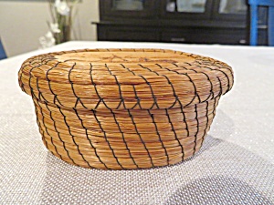 Vintage Sweet Grass Basket Container