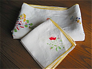 Vintage Linen Tablecloth And Napkins
