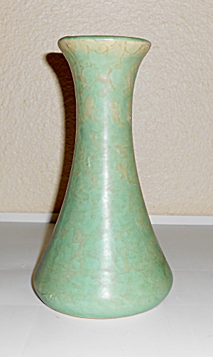 Brush Mccoy Pottery Green Vellum #064 Art Vase
