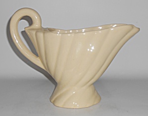 Bauer Pottery Cal-art Ivory Swirl Pitcher