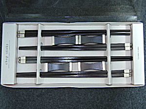 4 Pair Fancy Chop Stick In Box With Rests