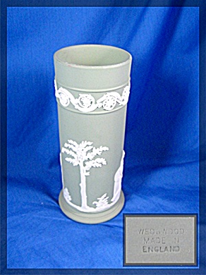 Wedgewood Spill Vase C C Figure On Celadon Jasperware