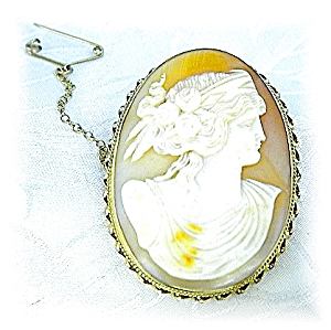 Brooch 14k Gold Handcarved Shell Cameo