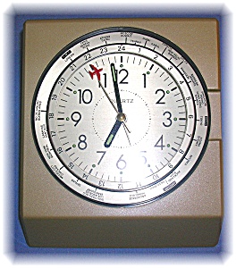 Battery Operated Aeroplane Clock With World Timezones.
