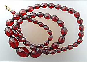 Cherry Amber Antique Graduated Faceted Necklace