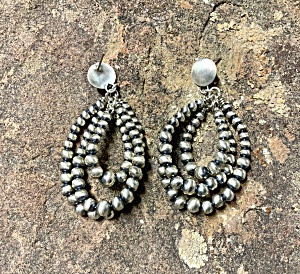 Jan Mariano Navajo Pearls Sterling Silver Post Earrings