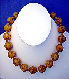 Gold Lucite Flower Bead Necklace Barrel Clasp