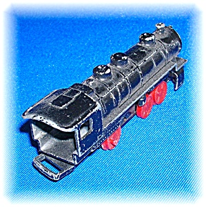 Vintage Cast Iron Toy Train Locomotive . . . . .