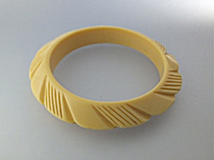 Lucite Cream Carved Bangle Bracelet