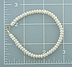 14k Gold Clasp Freshwater Pearls Bracelet