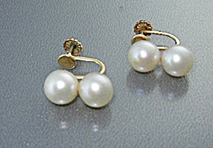 14k Gold Pearls Screwback Earrings