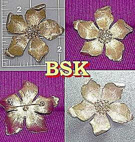 Vintage Bsk Flower Brooch Pin In Silvertone