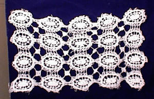 Pr Vintage Hand Crochet/tatted Mats - 7 1/2&quot;x