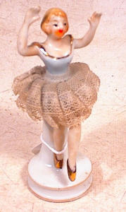 Lace Skirt 4 1/2&quot; Ballerina Figurine - Vintage -