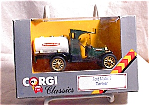 Corgi Ford Model T Tanker C864