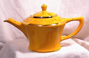 Hall Teapot - Cleveland - Gold