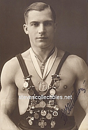 C.1920 Beautiful Shirtless Wrestler Photo-gay Interest