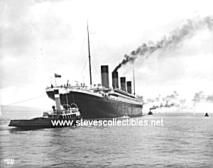 Early Titanic Ocean Liner And Tugboats - Photo - 8x10