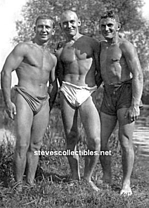 Added Vint. Musc. Male Swimmers Photo - Gay Interest