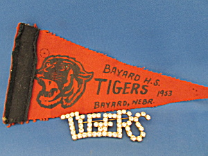 Tigers Wincraft Rhinestone Brooch And 1953 Bayard Banner